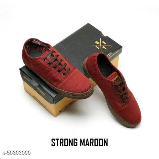 Sepatu Casual Pria
