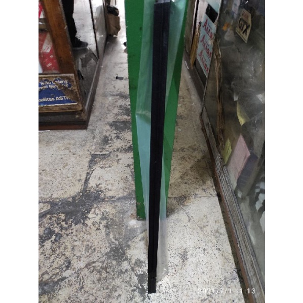 Pelipit pintu Luar depan Apv Original