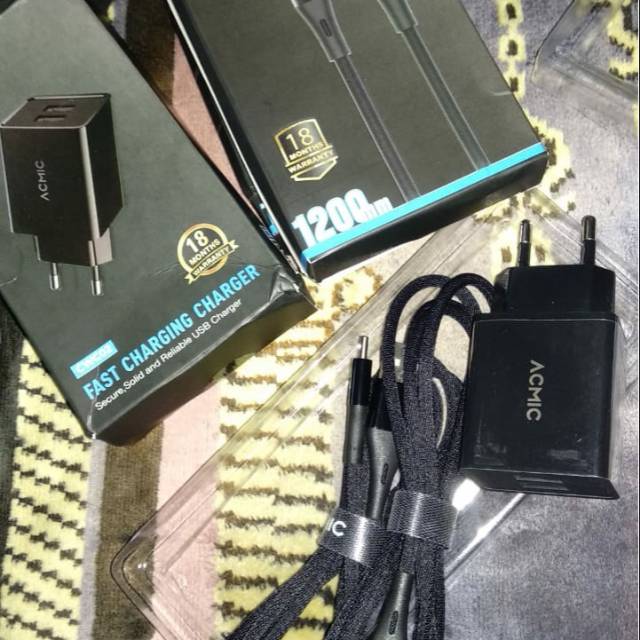 Charger ACMIC