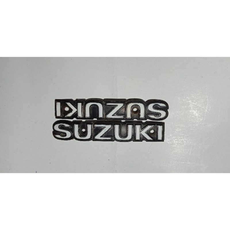 emblem tangki rc80