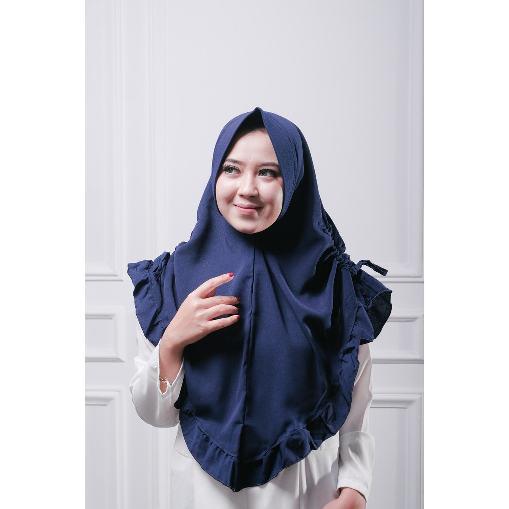 HIJAB VANIA REMPEL