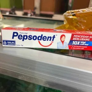 Pepsodent 75g x 3pcs