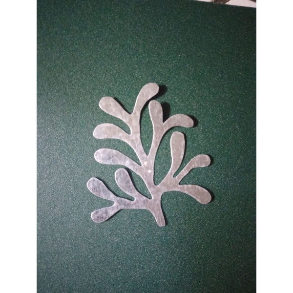 pola Daun 8cm