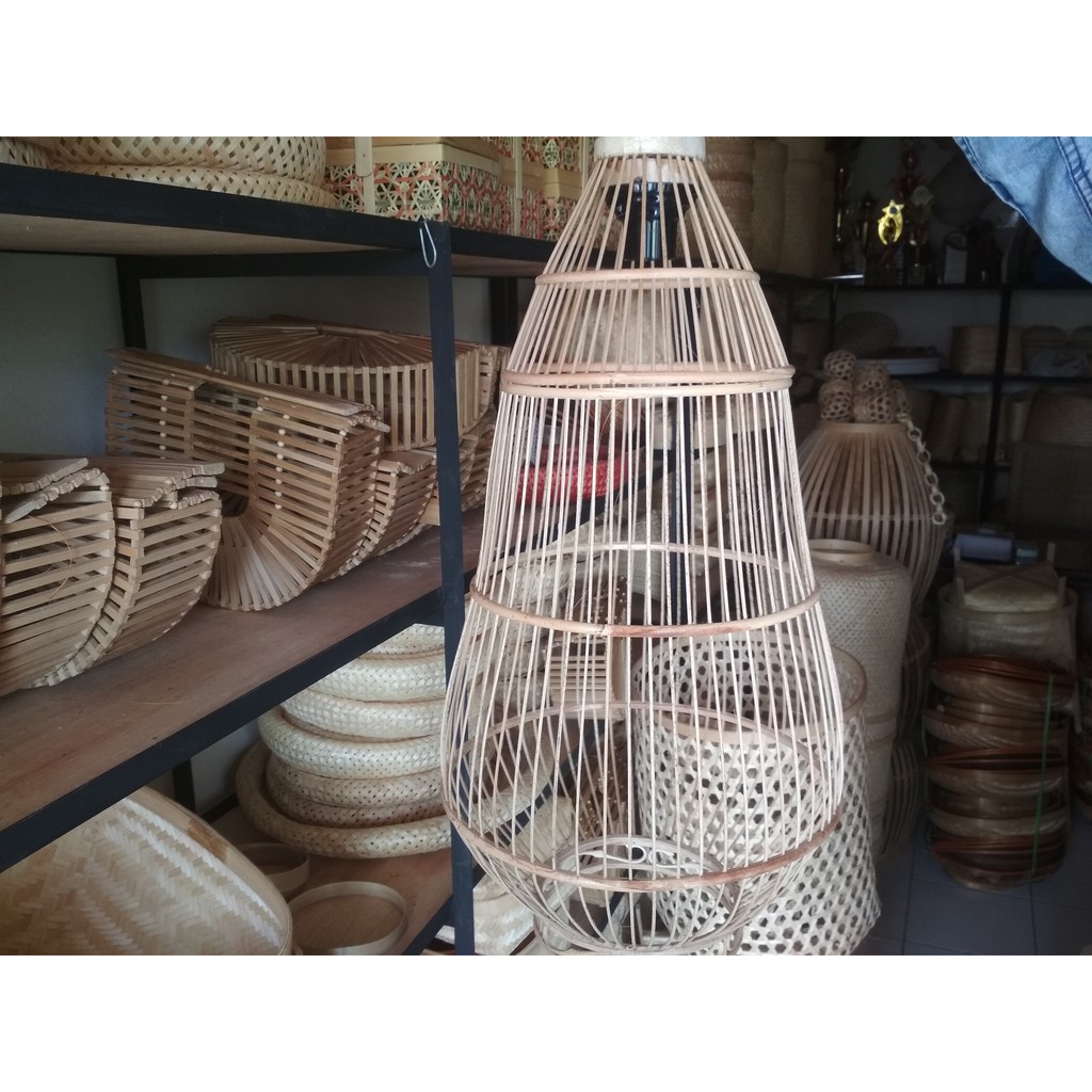 Kap Lampu Bambu Khas Ruji