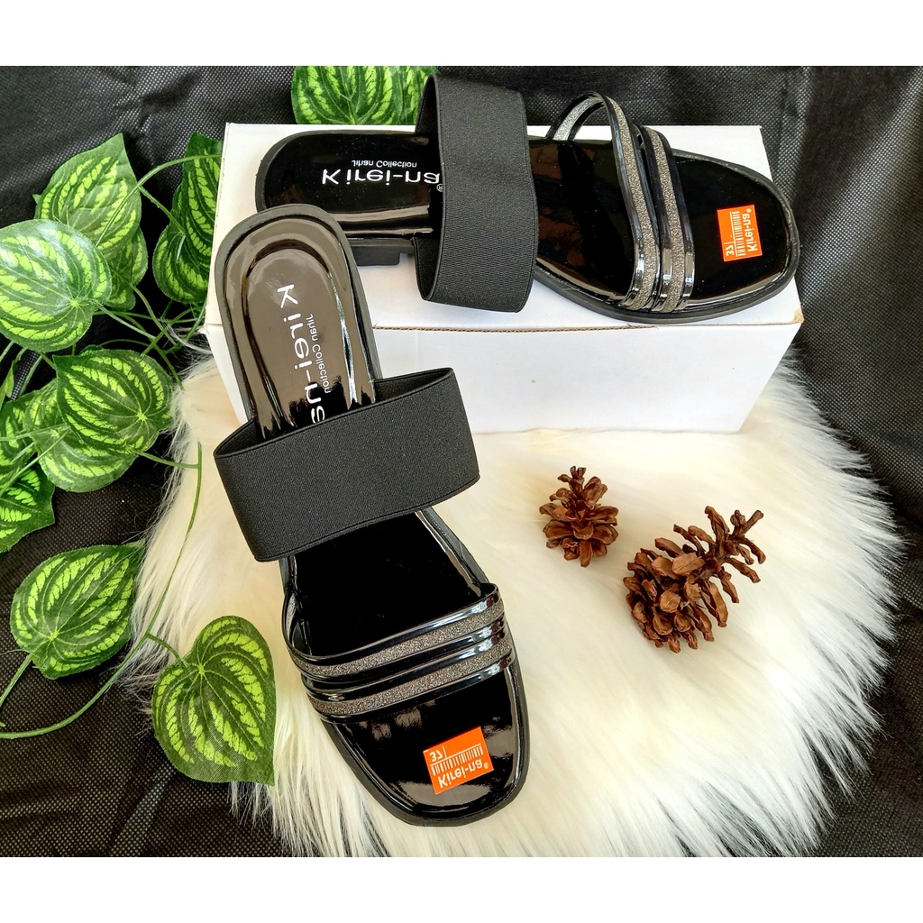 Sandal Teplek Hitam