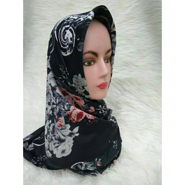 Segiempat Maksmara