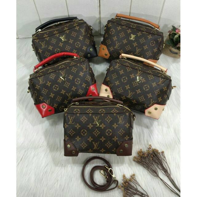 L*V PETITE IMPORT