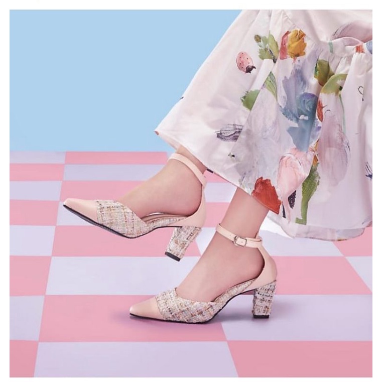Constant Block Heels In Pink