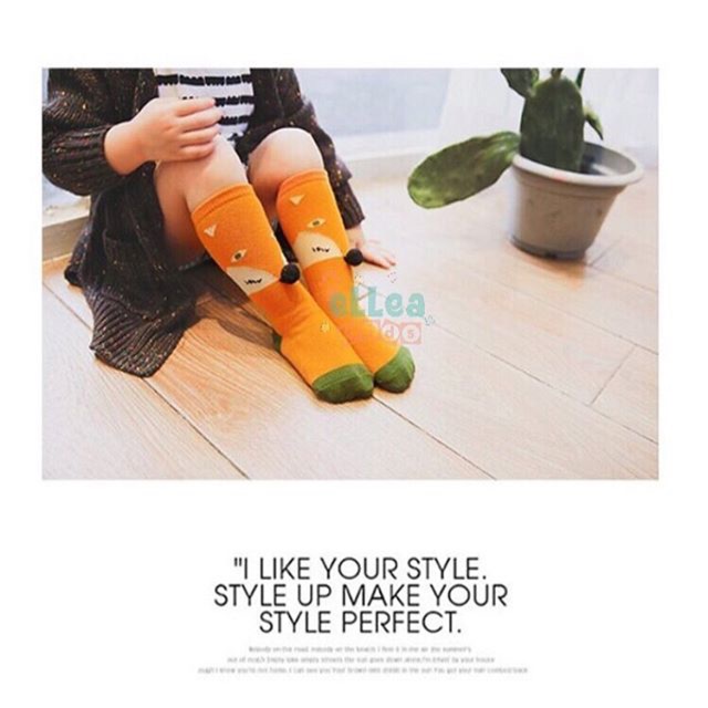 Pom Socks