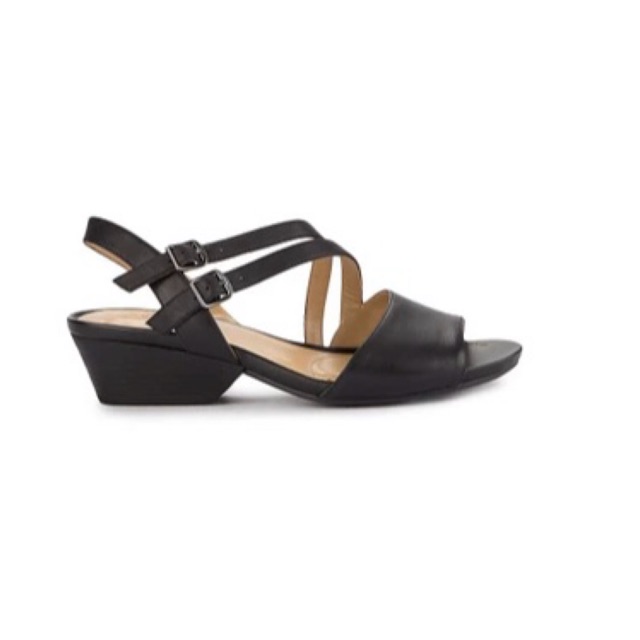 Wedges hitam new model