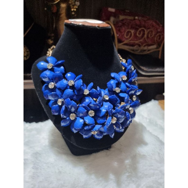 kalung bunga