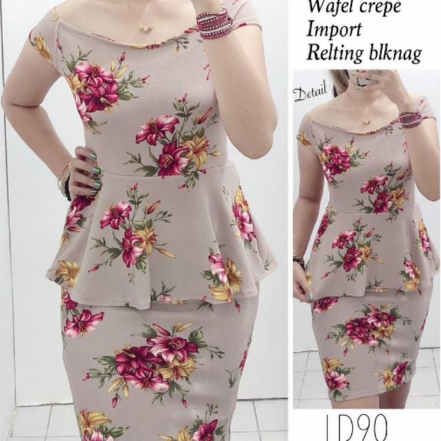 Baju terusan wanita