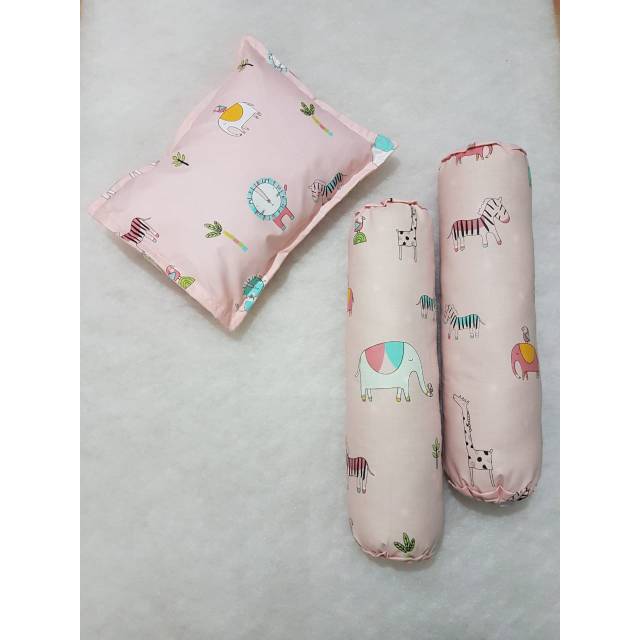 Sarung Bantal Guling Bayi
