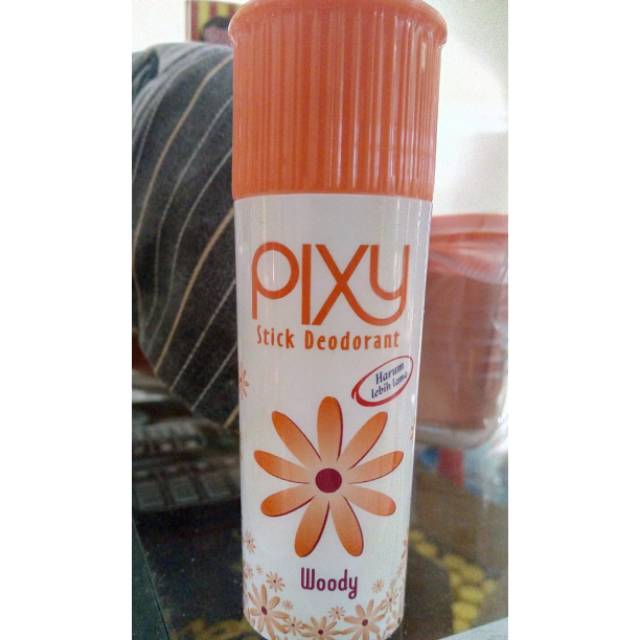 Pixy deodoran roll on