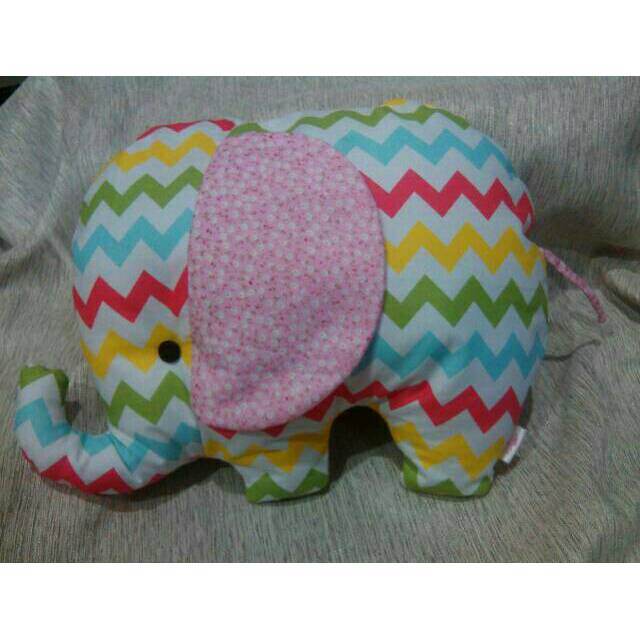 Boneka gajah handmade