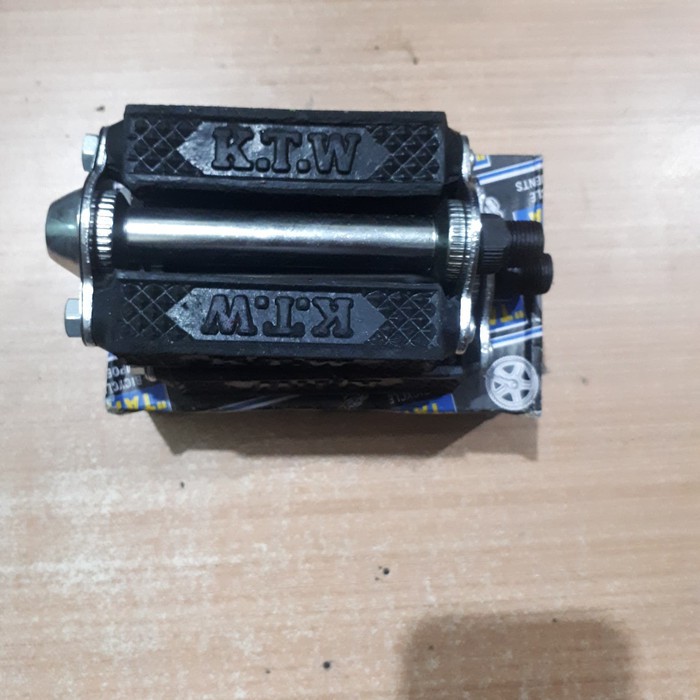 pedal sepeda ontel