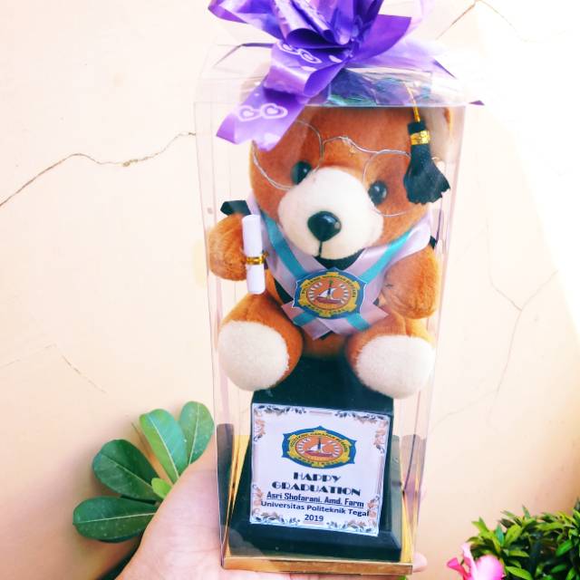 Piala boneka