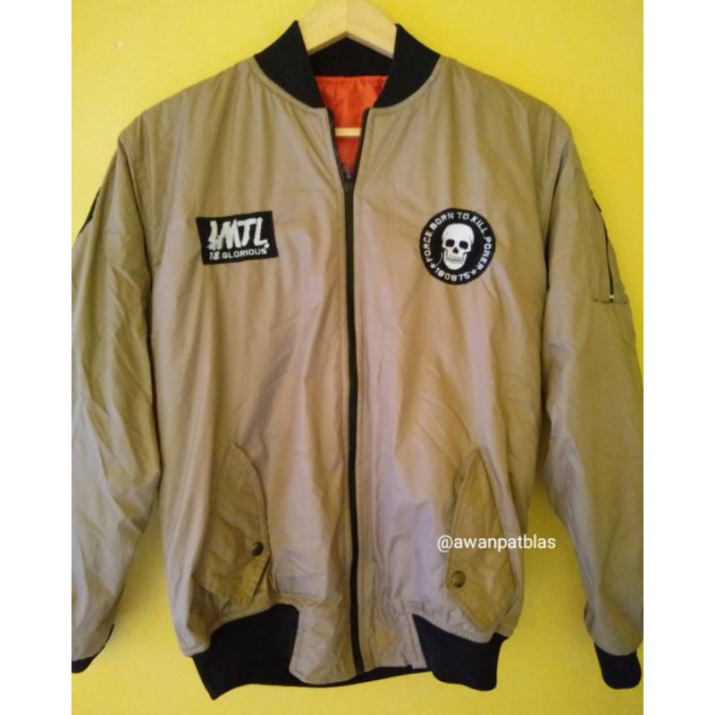 UNKNOWN Bomber