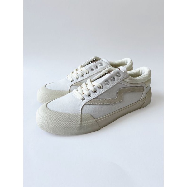 PATROBAS COULD OFF WHITE LOW ORIGINAL