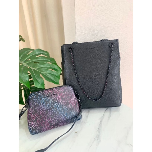 Ck 366 Totebag free pouch