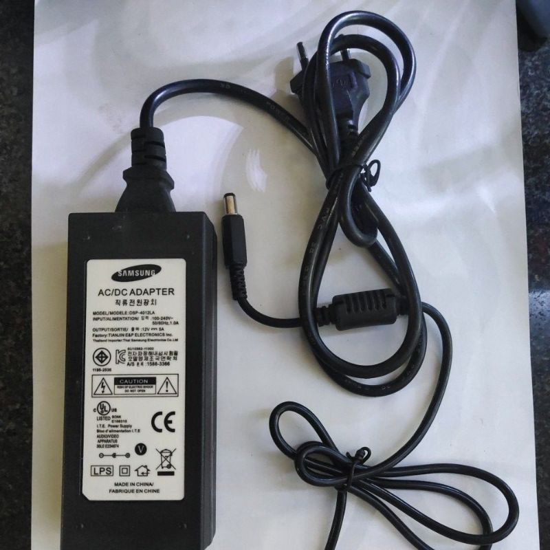 Adaptor SAMSUNG DC 12V / 5A Murni