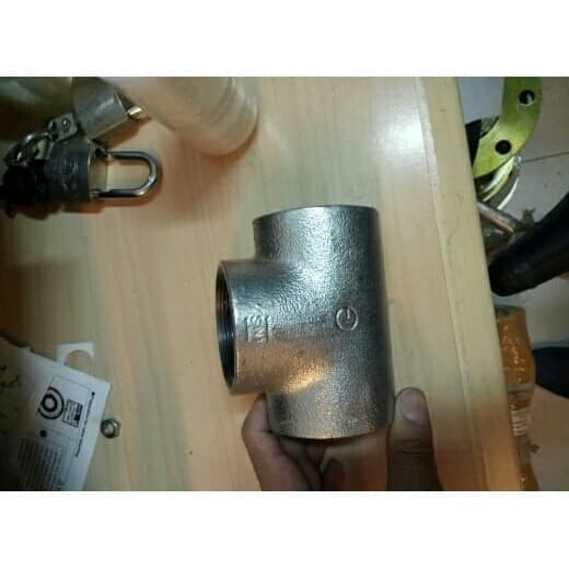 TEE GALVANIS 2,5 INCH