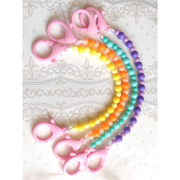 konektor  masker hijab