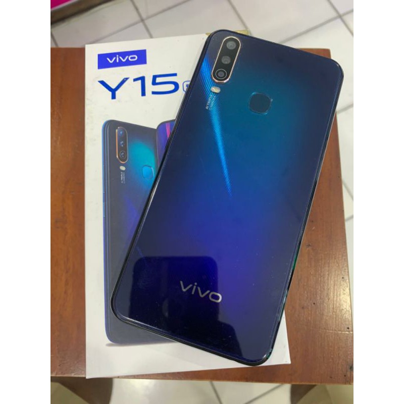 vivo y15