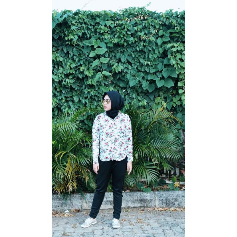 H&M WHITE FLOWER