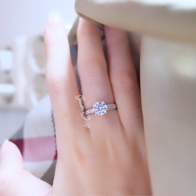 Cart*er Solitaire Ring
