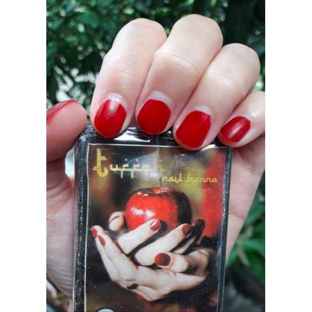 tuffah nail henna