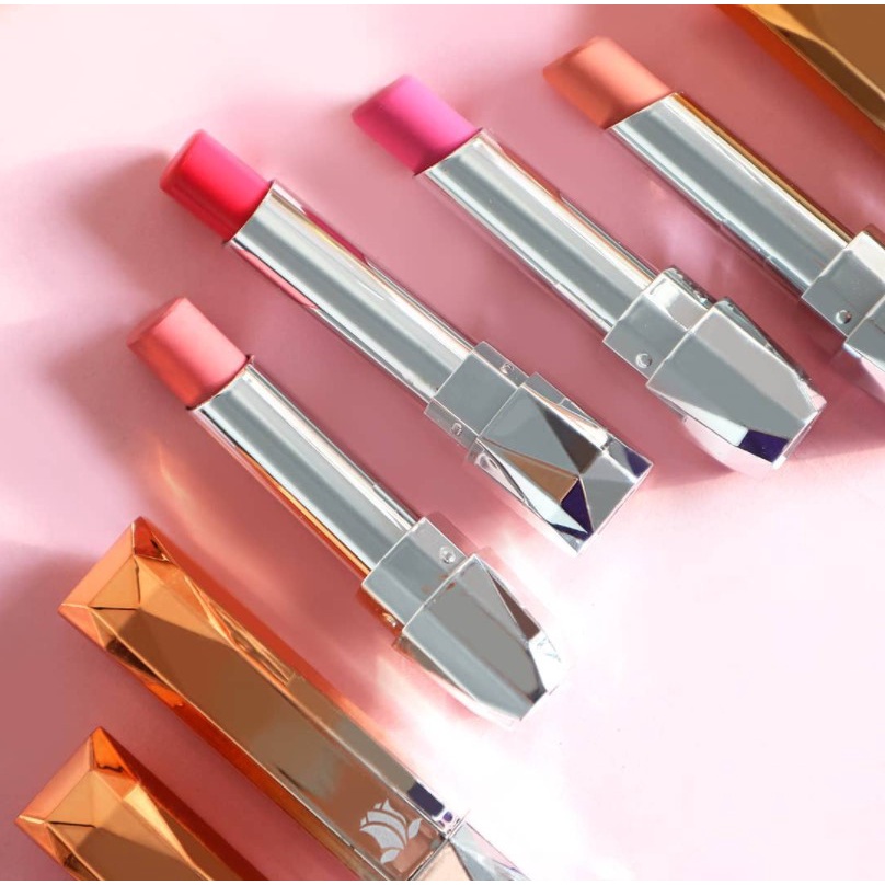 La tulipe Maxi Matte Lipstick