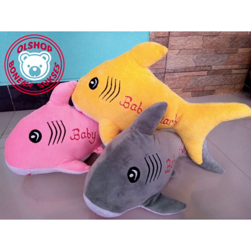 Boneka Baby shark size M