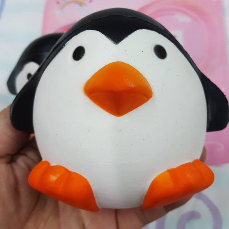 Squishy Penguin Bulat Lucu