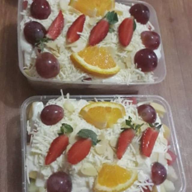 Salad buah 500ml