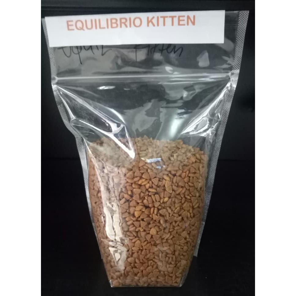 Repack Makanan Kucing Equilibrio Kitten 500gr