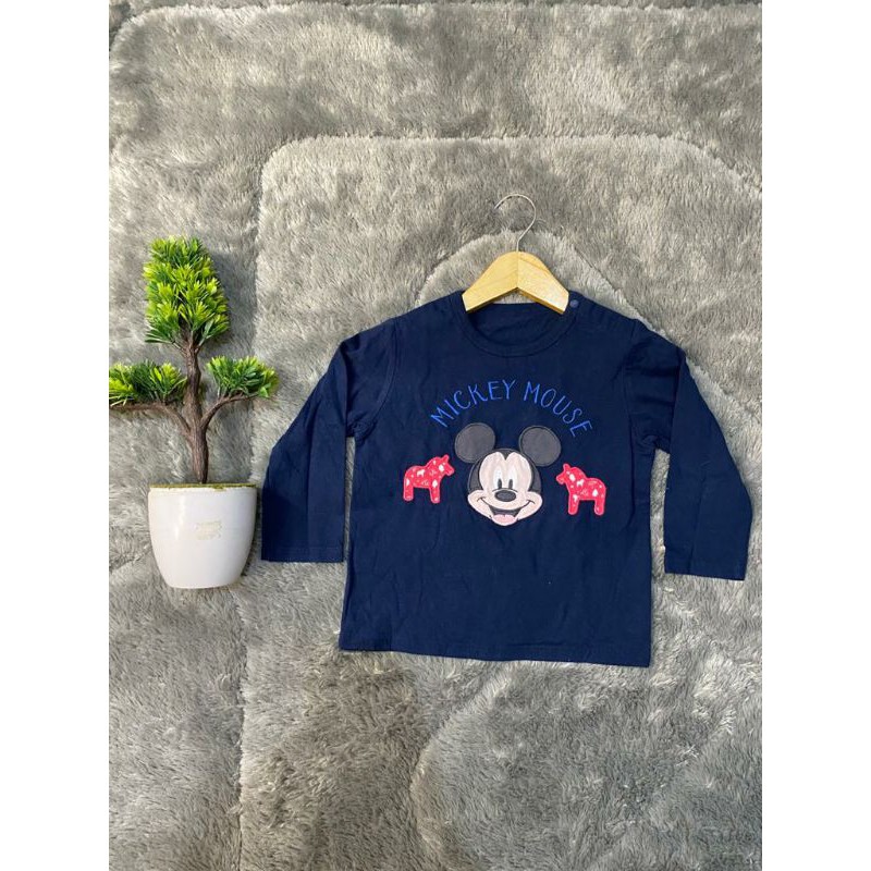 kaos anak uniqlo