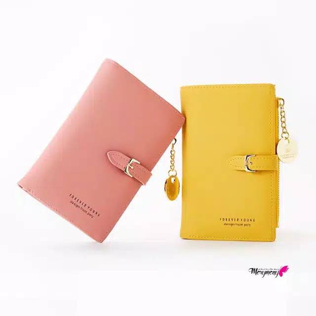 Dompet lipat wanita