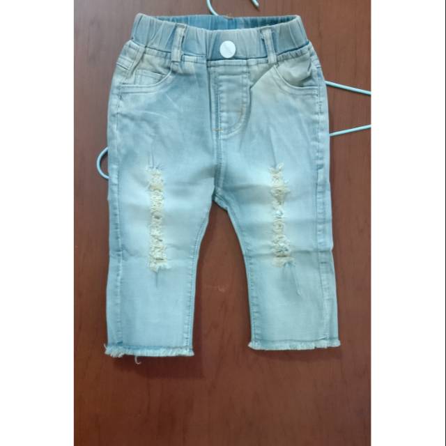 Celana jeans MGG