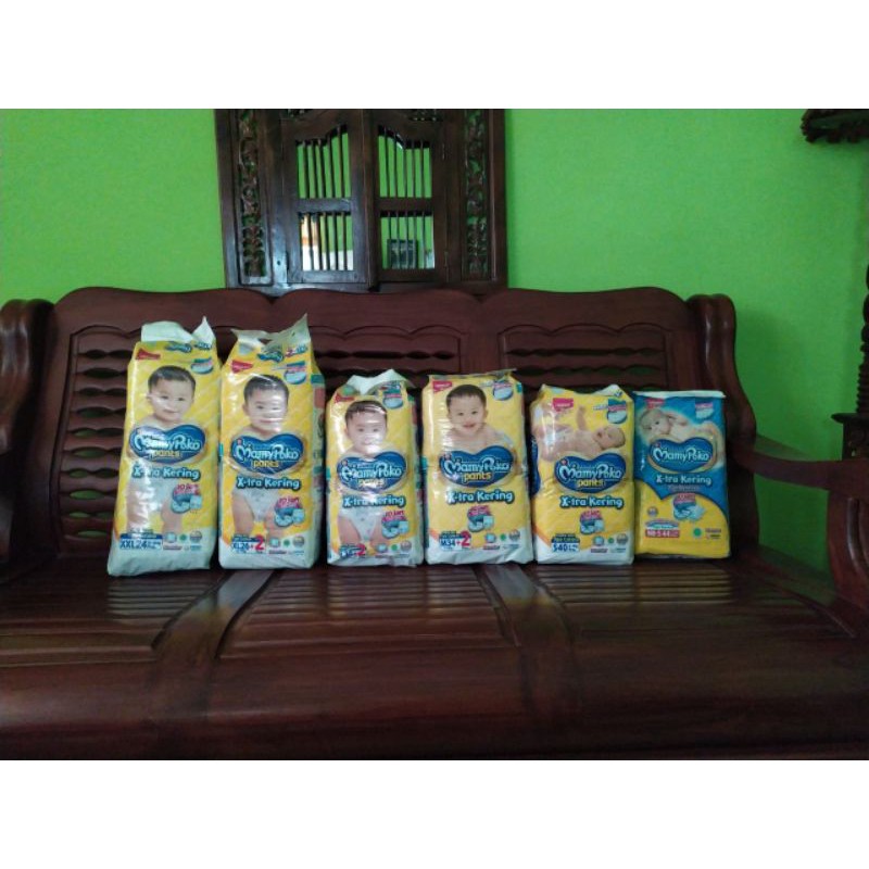 Pampers mamypoko extra kering