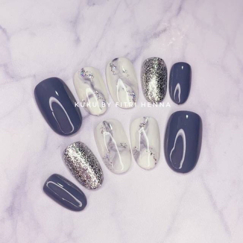 CUSTOM press on FAKE NAILS - MeyNailsGallery