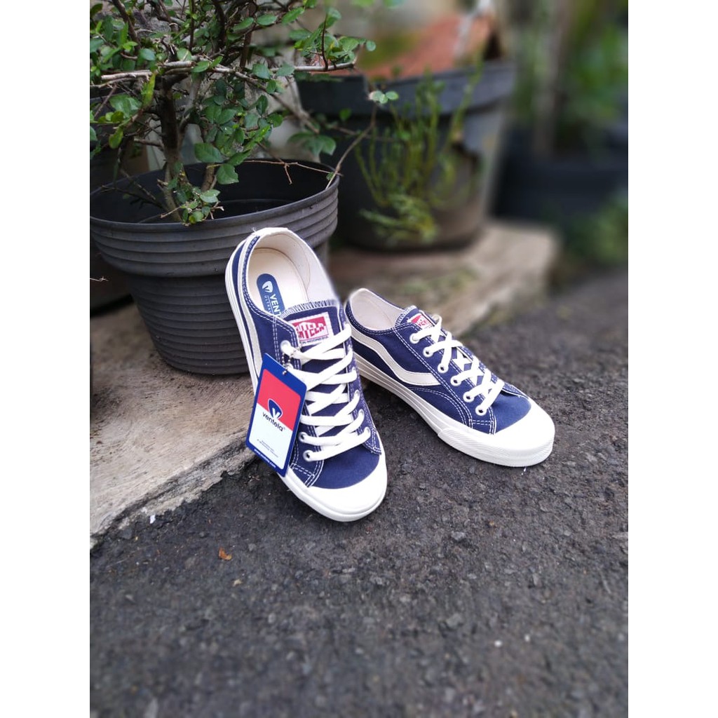 Public low (Navy)