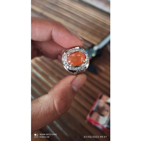 BATU YELLOW/ORANGE SAPHIRE