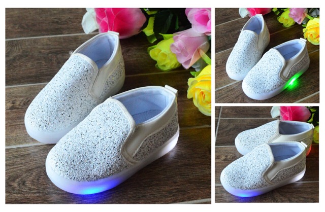 Sepatu Glitter LED