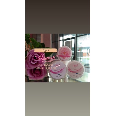 Dark eye cream