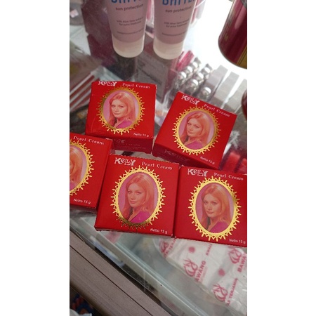Bedak Kelly 15g