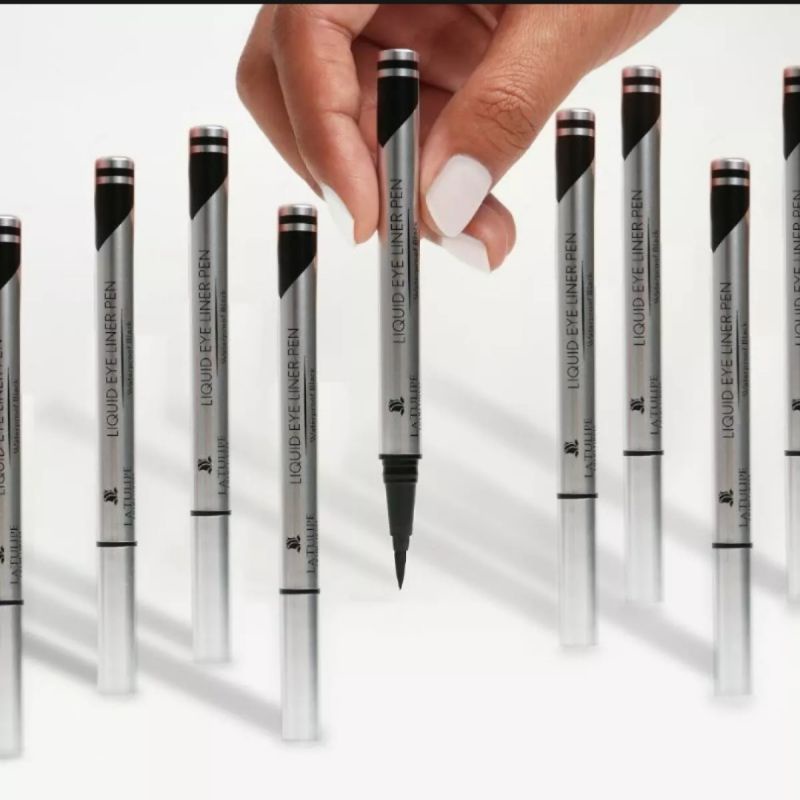 Eye liner liquid pen