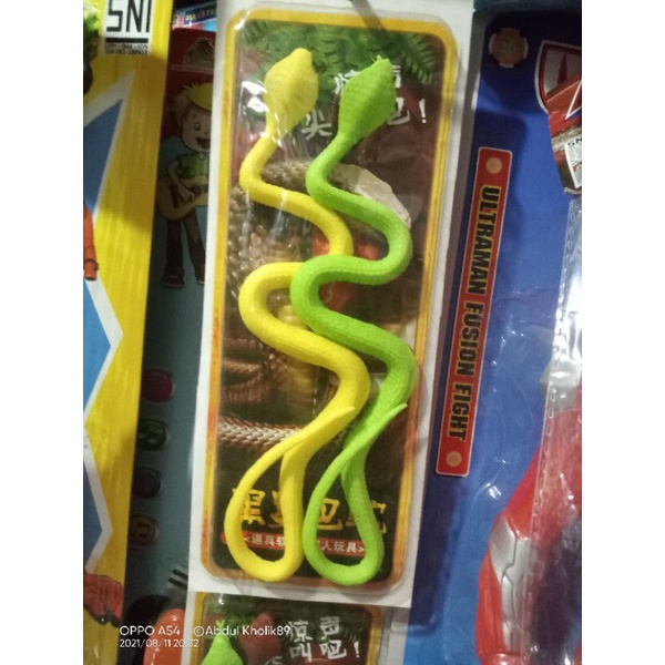 ular mainan karet