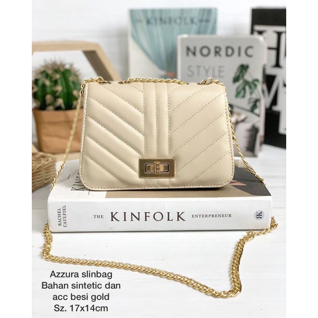 Azzura slinbag