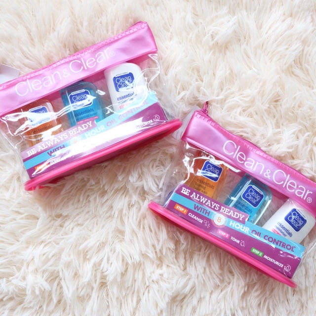 CLEAN & CLEAR ESSENTIAL